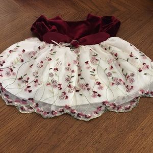 0-3 months party dress by Youngland